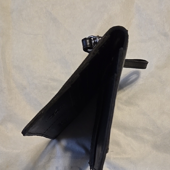 Patricia Nash Black Leather/Wristlet - Picture 6 of 9